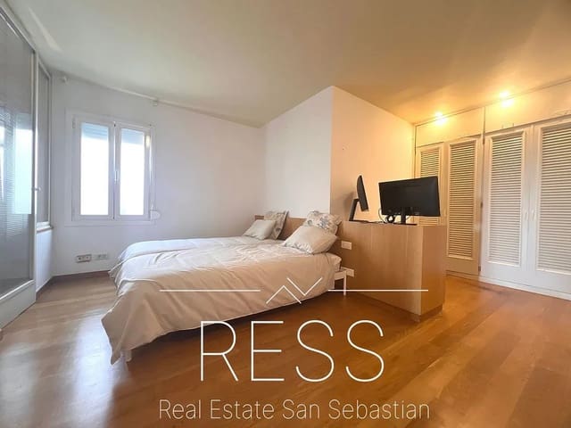 2 sypialnia Mieszkanie na sprzedaż w Donostia-San Sebastián - 845 000 € (Ref: 9797705)
