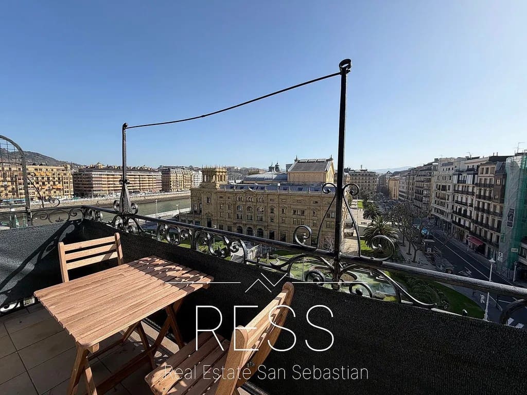 2 sypialnia Mieszkanie na sprzedaż w Donostia-San Sebastian - 845 000 € (Ref: 9797705)