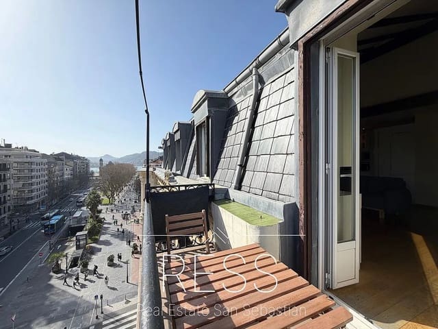 2 sypialnia Mieszkanie na sprzedaż w Donostia-San Sebastián - 845 000 € (Ref: 9797705)