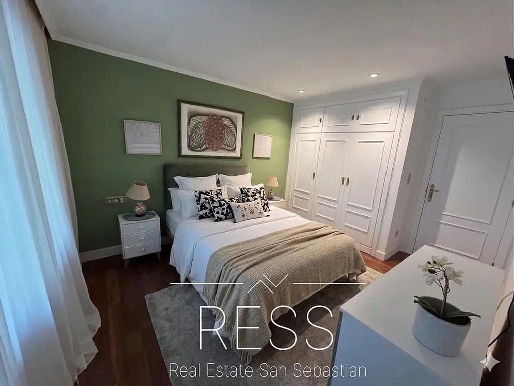 8 sovrum Villa till salu i Hondarribia med pool - 1 680 000 € (Ref: 9797768)