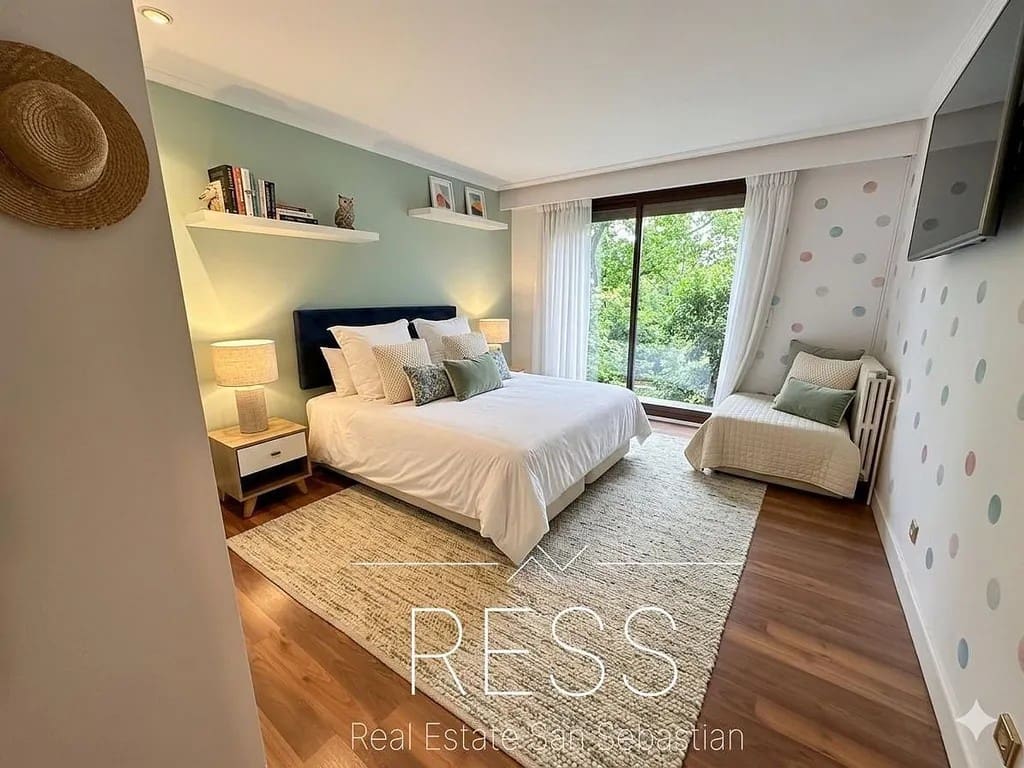 8 sovrum Villa till salu i Hondarribia med pool - 1 680 000 € (Ref: 9797768)