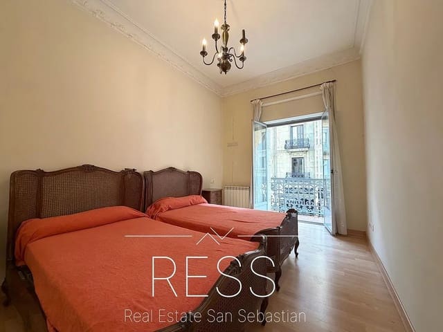 4 sovrum Lägenhet till salu i Donostia-San Sebastián - 1 049 999 € (Ref: 9798007)