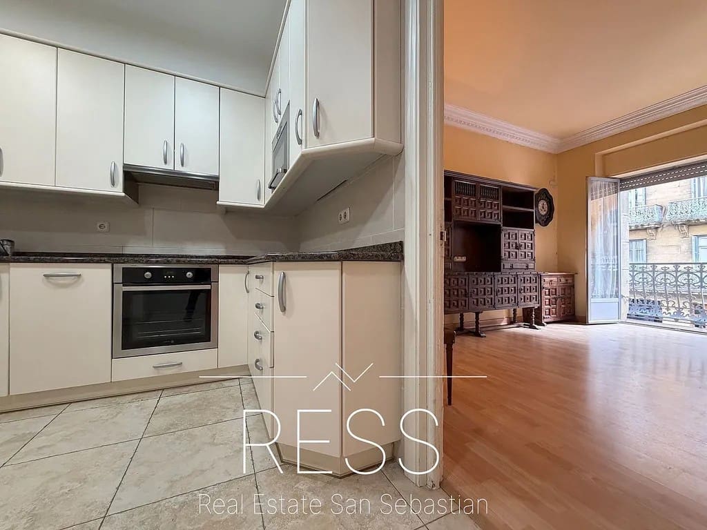 4 sovrum Lägenhet till salu i Donostia-San Sebastian - 1 049 999 € (Ref: 9798007)