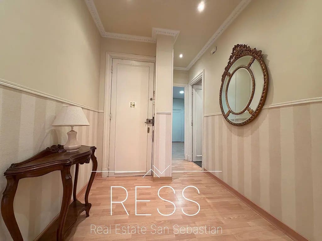 4 sovrum Lägenhet till salu i Donostia-San Sebastian - 1 049 999 € (Ref: 9798007)