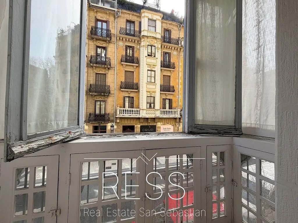4 sovrum Lägenhet till salu i Donostia-San Sebastian - 1 049 999 € (Ref: 9798007)