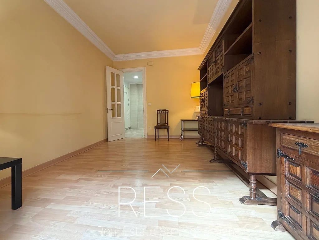 4 sovrum Lägenhet till salu i Donostia-San Sebastian - 1 049 999 € (Ref: 9798007)