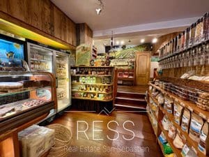 Local en Donostia-San Sebastián en venta - 619.999 € (Ref: 9807535)