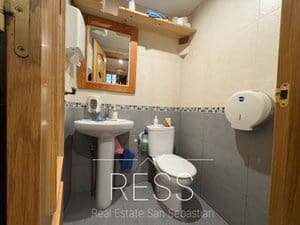 Local en Donostia-San Sebastián en venta - 619.999 € (Ref: 9807535)