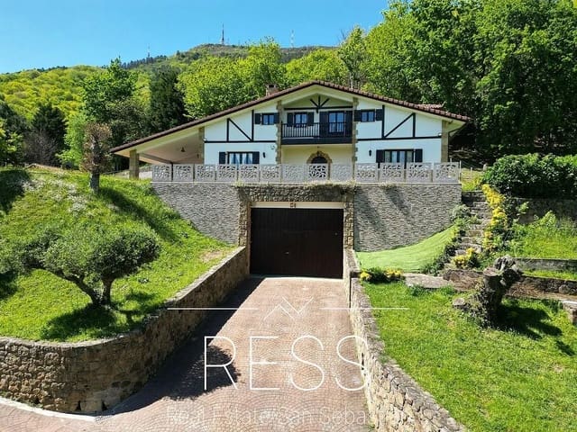 Chalet de 6 habitaciones en Hondarribia en venta con piscina - 1.490.000 € (Ref: 9814665)