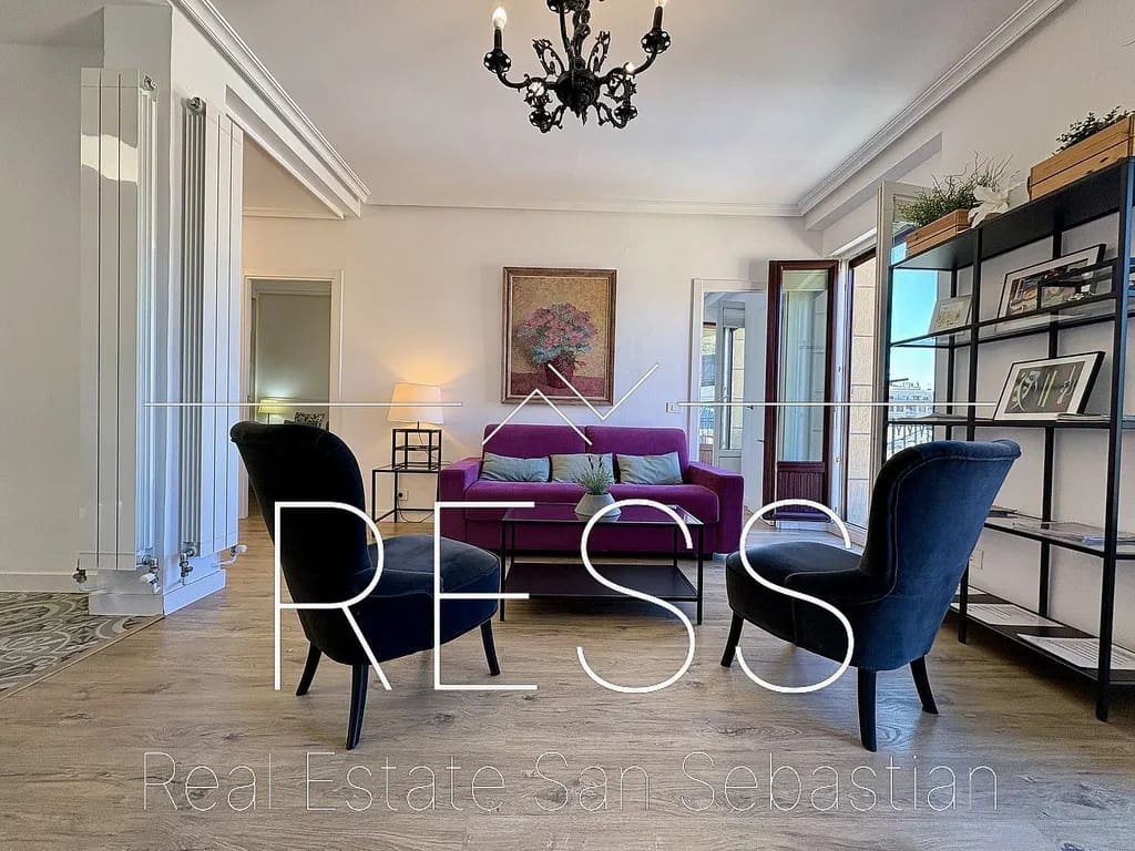 2 bedroom Flat for sale in Donostia-San Sebastian - € 794,997 (Ref: 9814667)