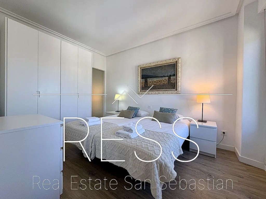 2 bedroom Flat for sale in Donostia-San Sebastian - € 794,997 (Ref: 9814667)