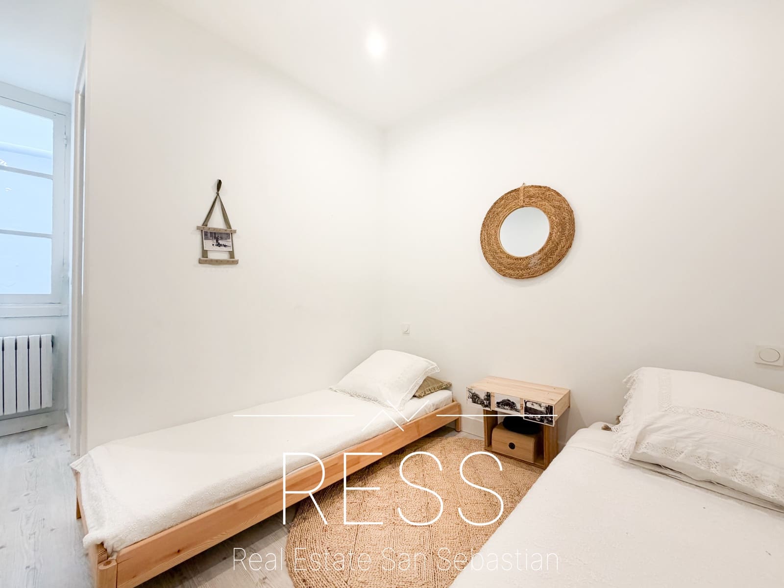 3 bedroom Flat for sale in Donostia-San Sebastian - € 940,000 (Ref: 9965992)