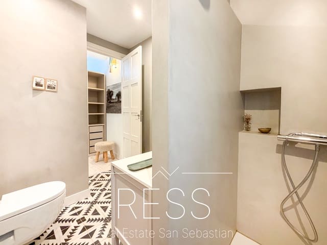 3 sovrum Lägenhet till salu i Donostia-San Sebastián - 940 000 € (Ref: 9965992)