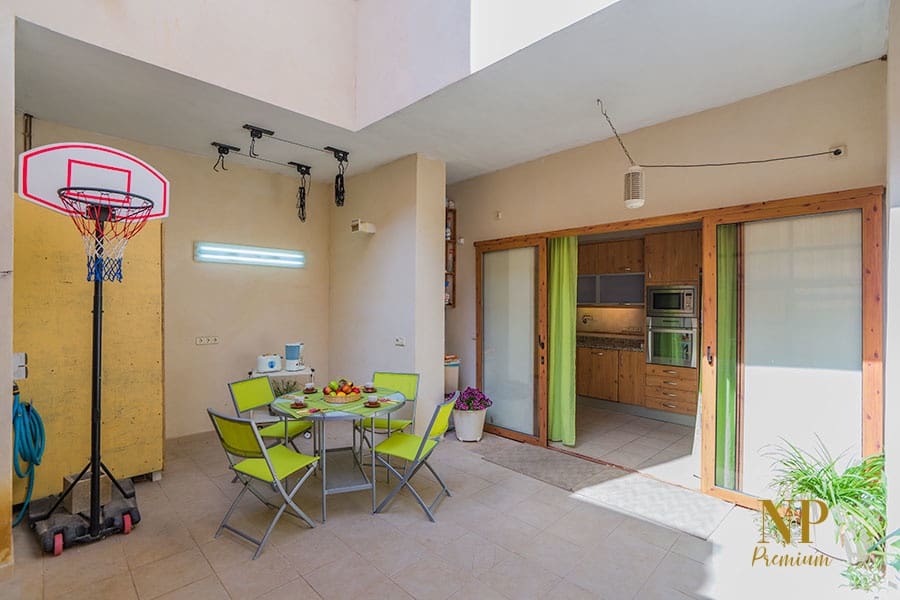 4 bedroom Townhouse for sale in Pollensa / Pollenca - € 850,000 (Ref: 7091281)