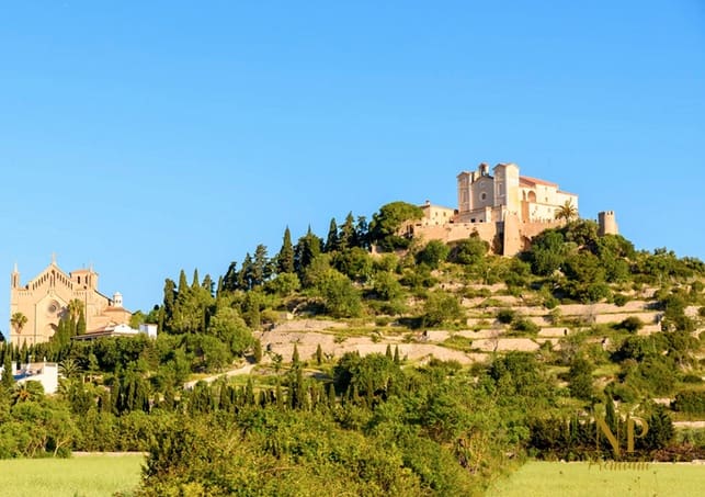 3 Zimmer Villa zu verkaufen in Cala Ratjada - 895.000 € (Ref: 7479296)