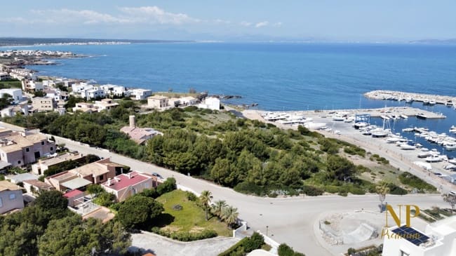 Grunde uden byggetilladelser til salg i Colonia de Sant Pere / Colonia de San Pedro - € 2.750.000 (Ref: 7792107)
