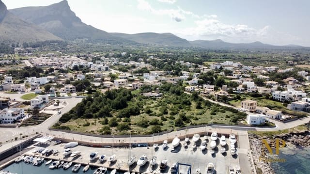 Grunde uden byggetilladelser til salg i Colonia de Sant Pere / Colonia de San Pedro, Artà - € 2.750.000 (Ref: 7792107)