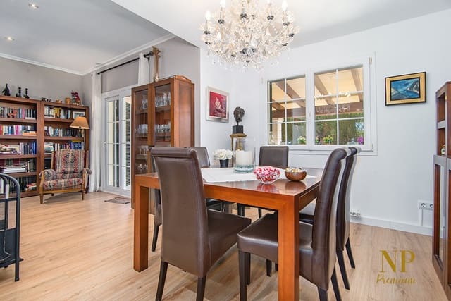 4 Zimmer Villa zu verkaufen in Puig de Ros, Llucmajor - 1.010.000 € (Ref: 8228554)