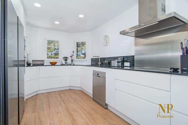 4 Zimmer Villa zu verkaufen in Puig de Ros, Llucmajor - 1.010.000 € (Ref: 8228554)