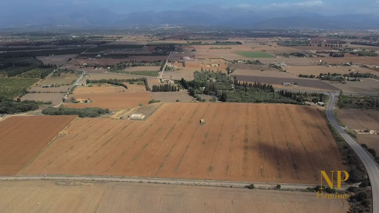 Finca/Landehus til salg i Llubi - € 400.000 (Ref: 8505298)