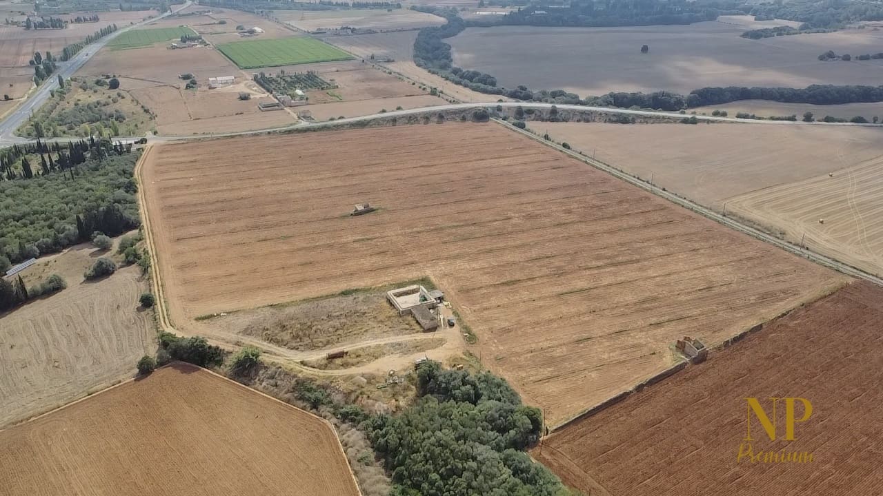 Finca/Landehus til salg i Llubi - € 400.000 (Ref: 8505298)