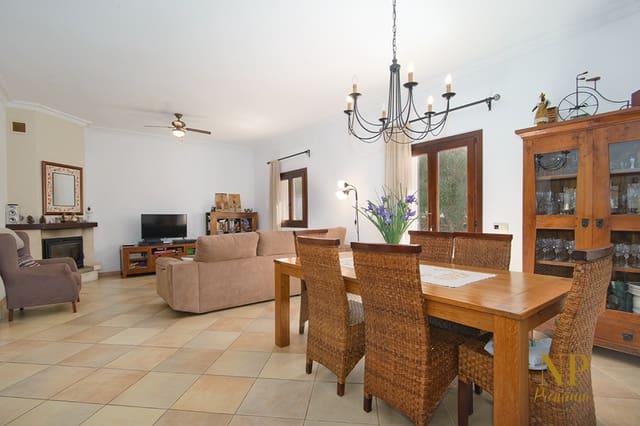 3 slaapkamer Finca/Landhuis te koop in Ses Salines - € 1.220.000 (Ref: 8551680)