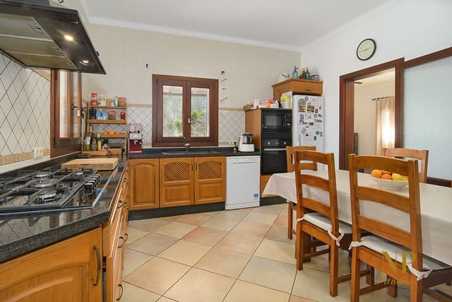 3 slaapkamer Finca/Landhuis te koop in Ses Salines - € 1.220.000 (Ref: 8551680)