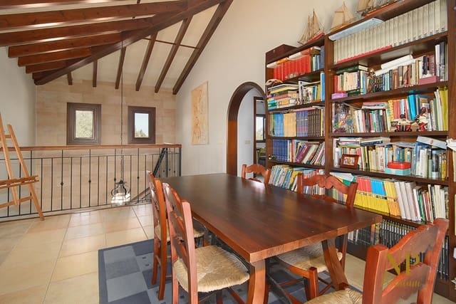 3 slaapkamer Finca/Landhuis te koop in Ses Salines - € 1.220.000 (Ref: 8551680)