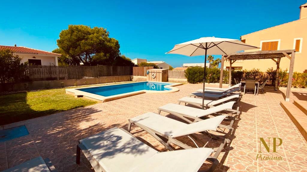 4 soveværelse Villa til salg i Colonia de Sant Pere / Colonia de San Pedro - € 1.550.000 (Ref: 8861304)