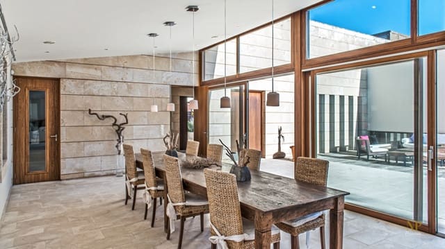 4 soveværelse Finca/Landehus til salg i María de la Salud / María de la Salut - € 1.800.000 (Ref: 9235302)