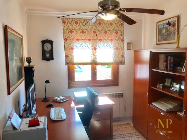 5 soverom Villa til salgs i Porreres - € 670 000 (Ref: 9348596)