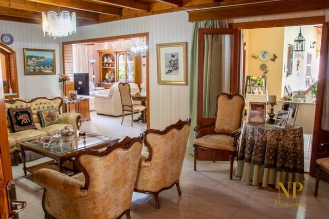 5 soverom Villa til salgs i Cala Ratjada, Capdepera - € 990 000 (Ref: 9444785)