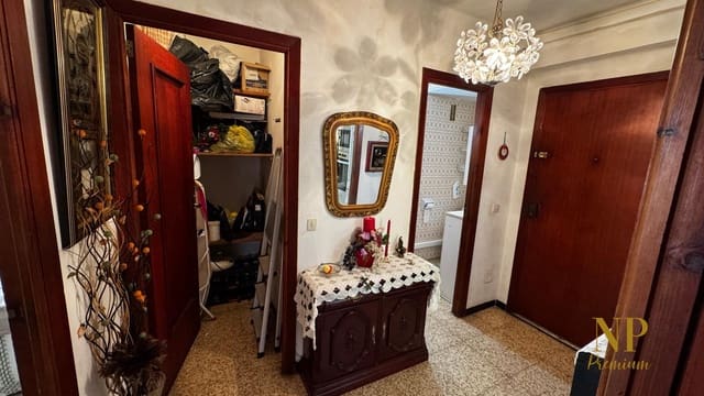 3 soveværelse Lejlighed til salg i Cort, Palma de Mallorca - € 330.000 (Ref: 9559297)