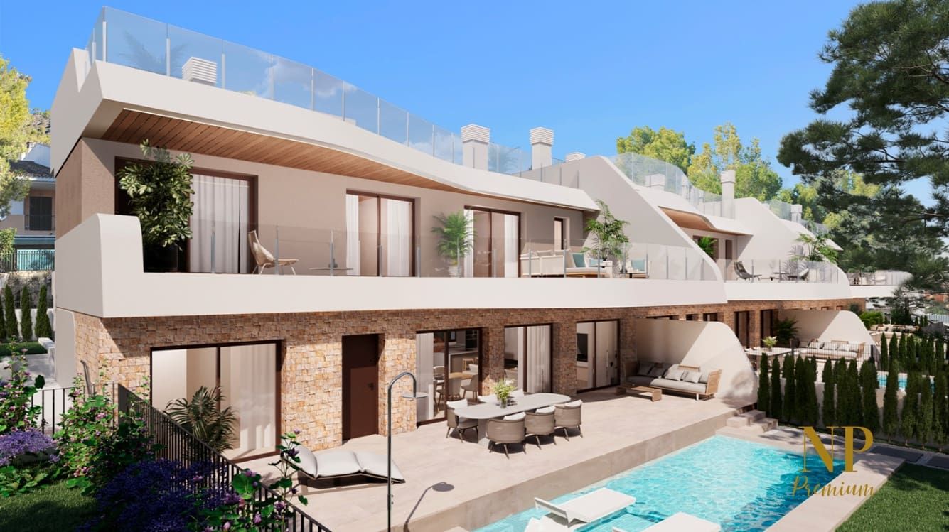 3 bedroom Villa for sale in Peguera / Paguera - € 1,995,000 (Ref: 9977903)
