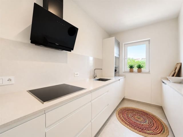 3 Zimmer Wohnung zu verkaufen in Portocristo / Port de Manacor, Manacor mit Pool - 599.000 € (Ref: 10009800)