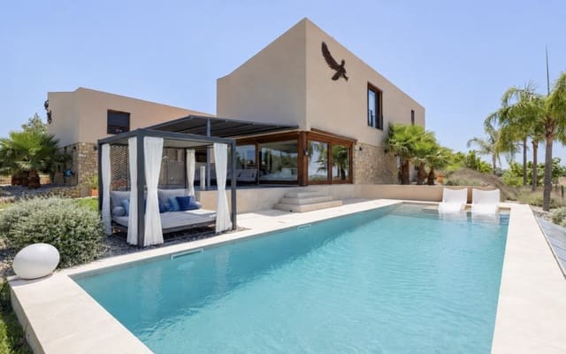 4 chambre Finca/Maison de Campagne à vendre à Montuïri avec piscine - 2 950 000 € (Ref: 10039212)