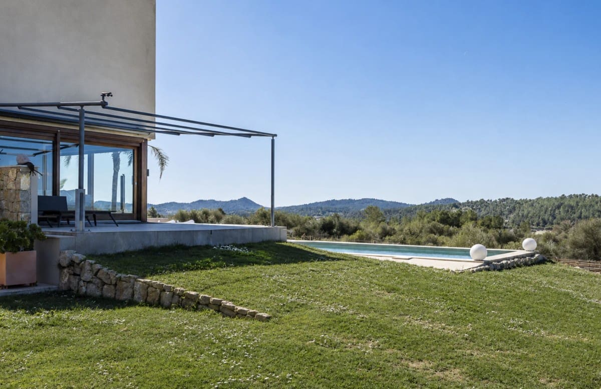 4 chambre Finca/Maison de Campagne à vendre à Montuiri avec piscine - 2 950 000 € (Ref: 10039212)