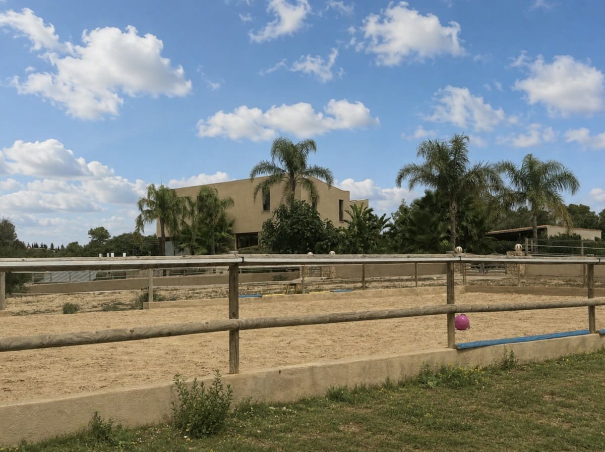 4 chambre Finca/Maison de Campagne à vendre à Montuiri avec piscine - 2 950 000 € (Ref: 10039212)