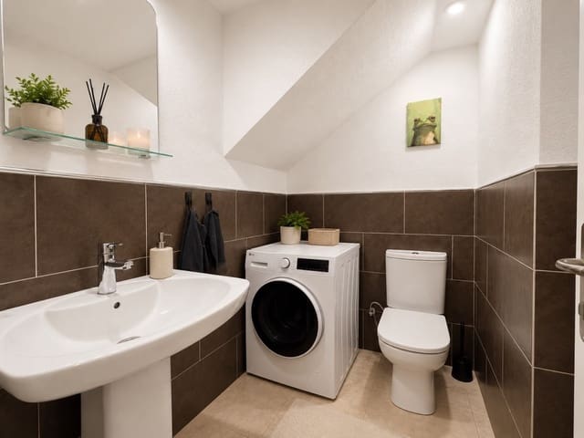 2 soverom Rekkehus til salgs i Santa Ponsa, Calvià med svømmebasseng - € 499 000 (Ref: 10060819)
