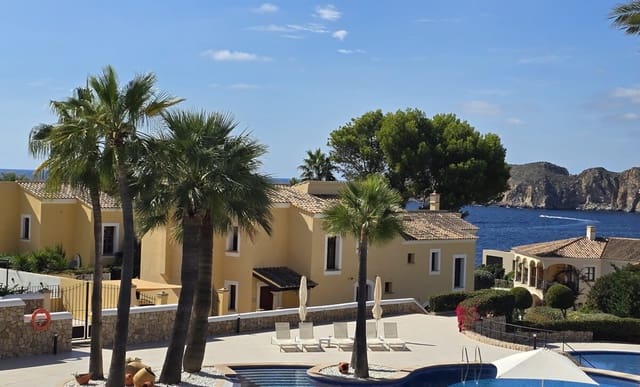 2 soverom Leilighet til salgs i Santa Ponsa, Calvià med svømmebasseng garasje - € 1 150 000 (Ref: 10060825)