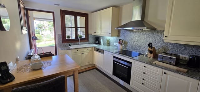 2 soverom Leilighet til salgs i Santa Ponsa, Calvià med svømmebasseng garasje - € 1 150 000 (Ref: 10060825)