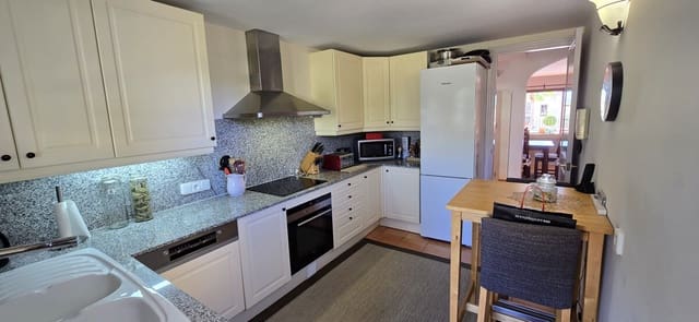 2 soverom Leilighet til salgs i Santa Ponsa, Calvià med svømmebasseng garasje - € 1 150 000 (Ref: 10060825)