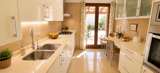 3 slaapkamer Rijtjeshuis te koop in Santa Catalina, Palma de Mallorca - € 1.150.000 (Ref: 10060826)