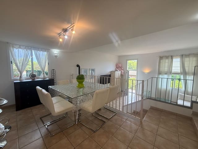 3 quarto Casa em Banda para venda em Cala Vinyes / Cala Vinyas / Cala Viñas, Calvià com piscina garagem - 650 000 € (Ref: 10135175)