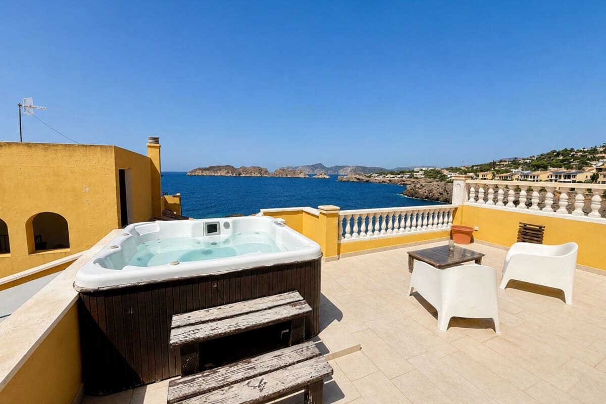 2 chambre Penthouse à vendre à Santa Ponsa avec piscine garage - 1 150 000 € (Ref: 10160559)