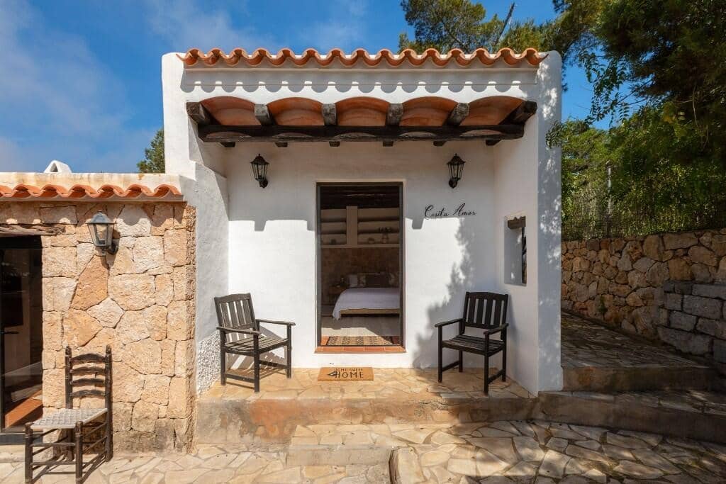 5 bedroom Villa for sale in Cala Gracio with pool garage - € 2,950,000 (Ref: 10160560)