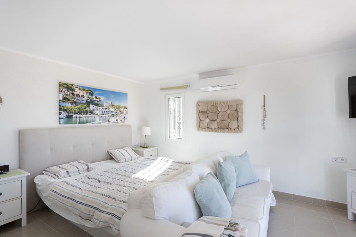 5 soveværelse Villa til salg i Santa Ponsa med swimmingpool garage - € 3.900.000 (Ref: 10175690)