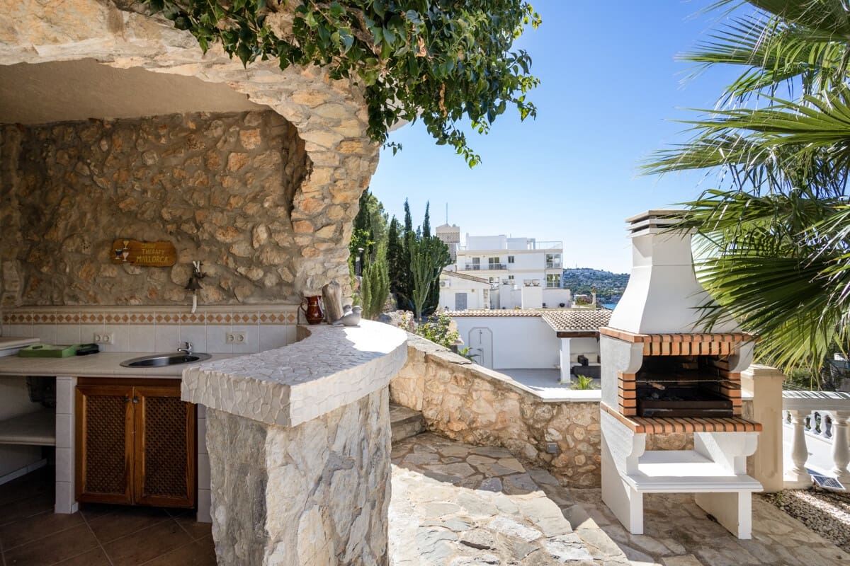 5 soveværelse Villa til salg i Santa Ponsa med swimmingpool garage - € 3.900.000 (Ref: 10175690)