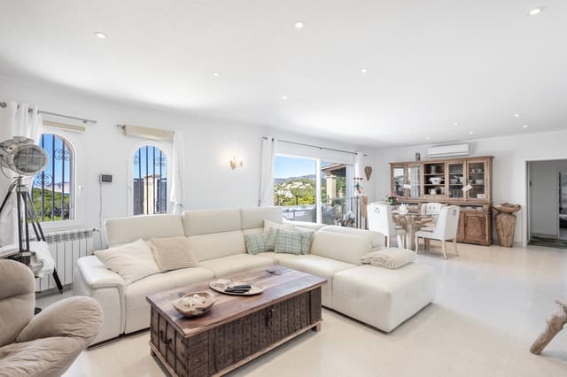 5 sypialnia Willa na sprzedaż w Santa Ponsa, Calvià z basenem garażem - 3 900 000 € (Ref: 10175690)
