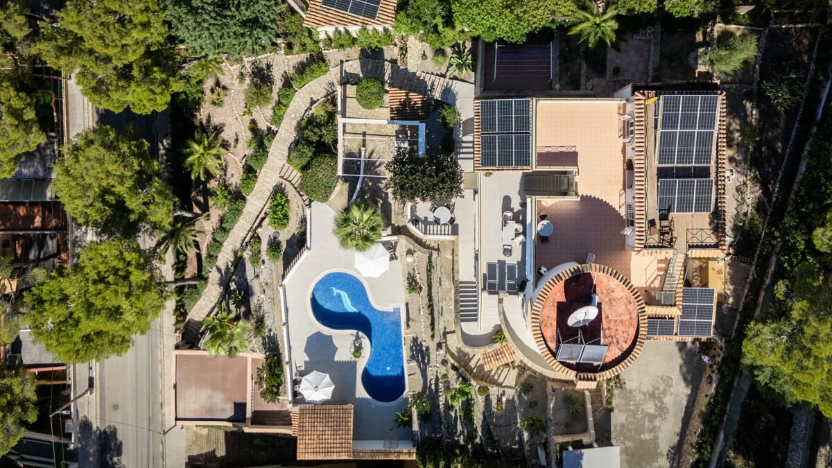5 soveværelse Villa til salg i Santa Ponsa med swimmingpool garage - € 3.900.000 (Ref: 10175690)